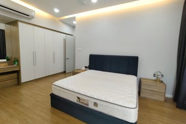 The WaterEdge Residences