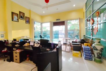 Nusa Cemerlang Industrial Park