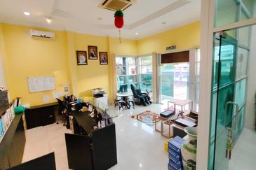 Nusa Cemerlang Industrial Park