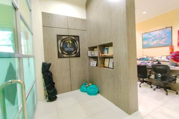 Nusa Cemerlang Industrial Park