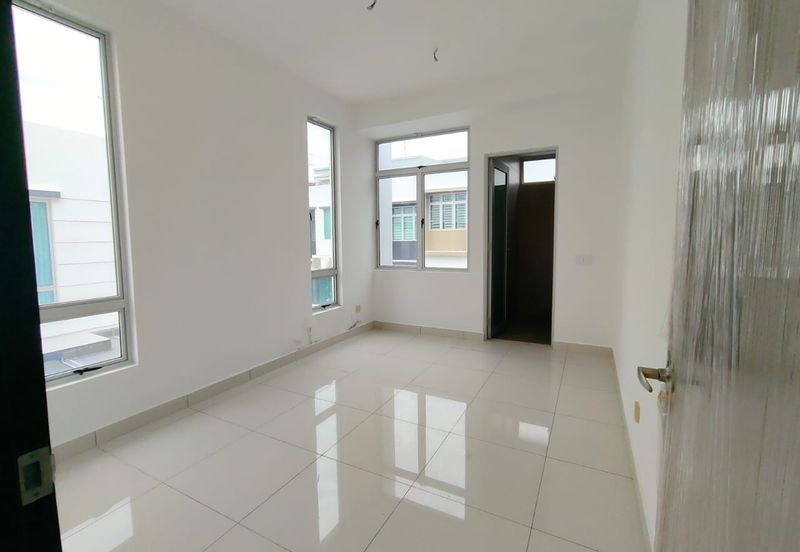 Jalan Sutera Pulai 2/25