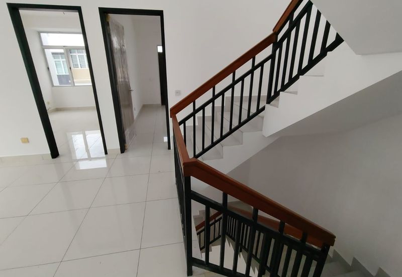 Jalan Sutera Pulai 2/25