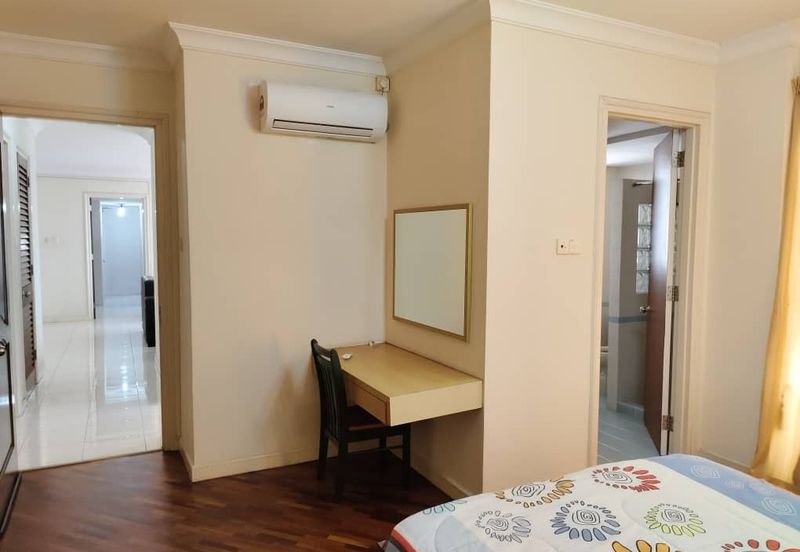 The Straits View, Bandar Baru Permas Jaya