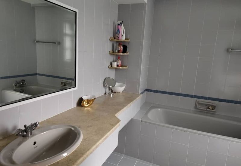 The Straits View, Bandar Baru Permas Jaya