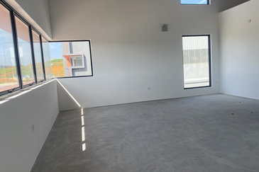 Elmina Business Park