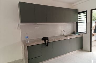 Iris @ Bandar Hillpark