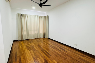 Renai Jelutong Residences