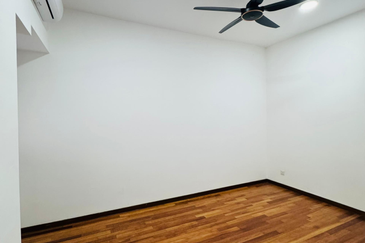 Renai Jelutong Residences