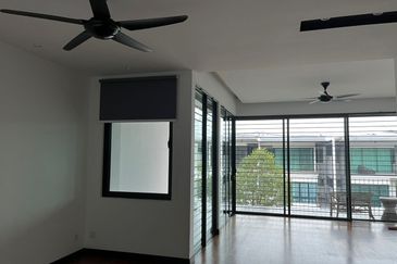 Duta Villa, Setia Alam