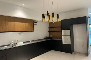 Duta Villa, Setia Alam