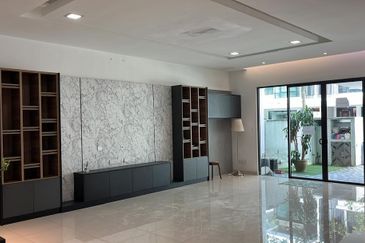 Duta Villa, Setia Alam