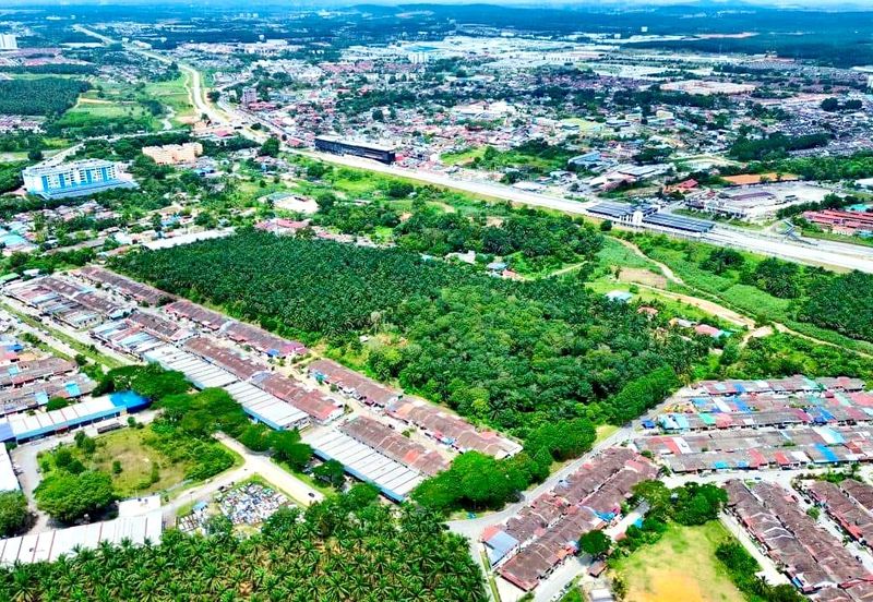TAMAN KULAI BESAR