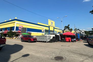 Taman Nusa Bestari 1