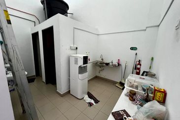 Kempas Utama Industrial Park