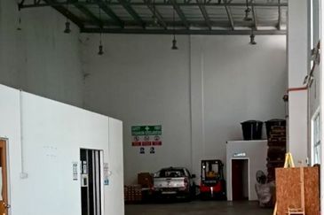 Kempas Utama Industrial Park