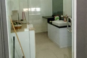 Kempas Utama Industrial Park