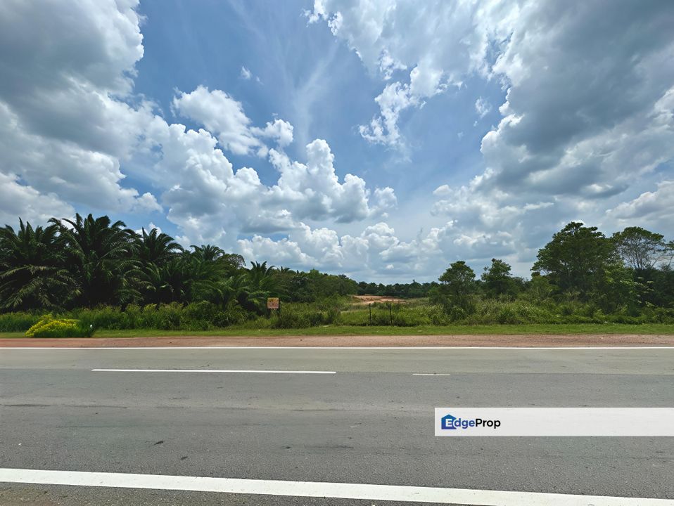 Machap MEDIUM Industry Land For Sale , Johor, Kluang