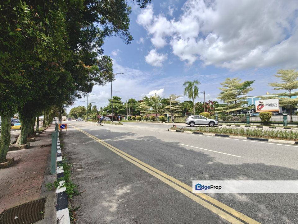 Pekan Nanas Town Zon COMMERCIAL Land For Sale, Johor, Pontian