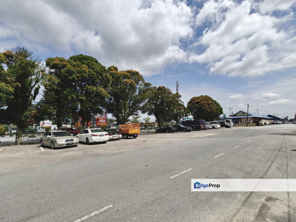 Pekan Nanas Town Zon COMMERCIAL Land For Sale, Johor, Pontian