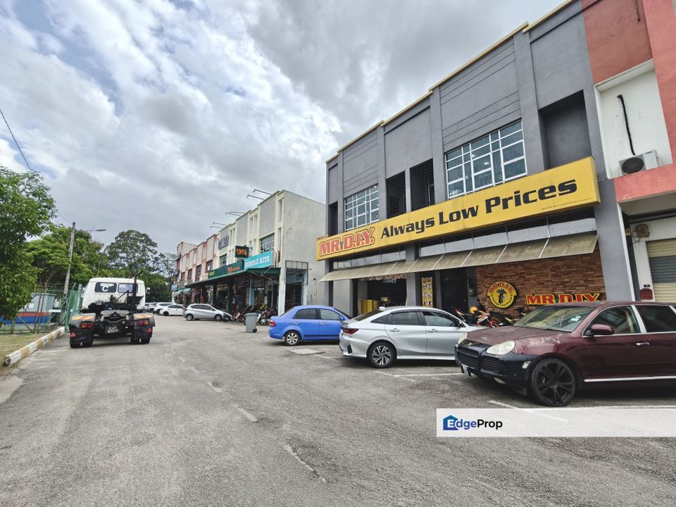 Pontian MAIN ROAD Shop For Sale, Johor, Pontian
