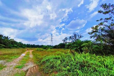 Pontian MAIN ROAD Land Nearby Factory