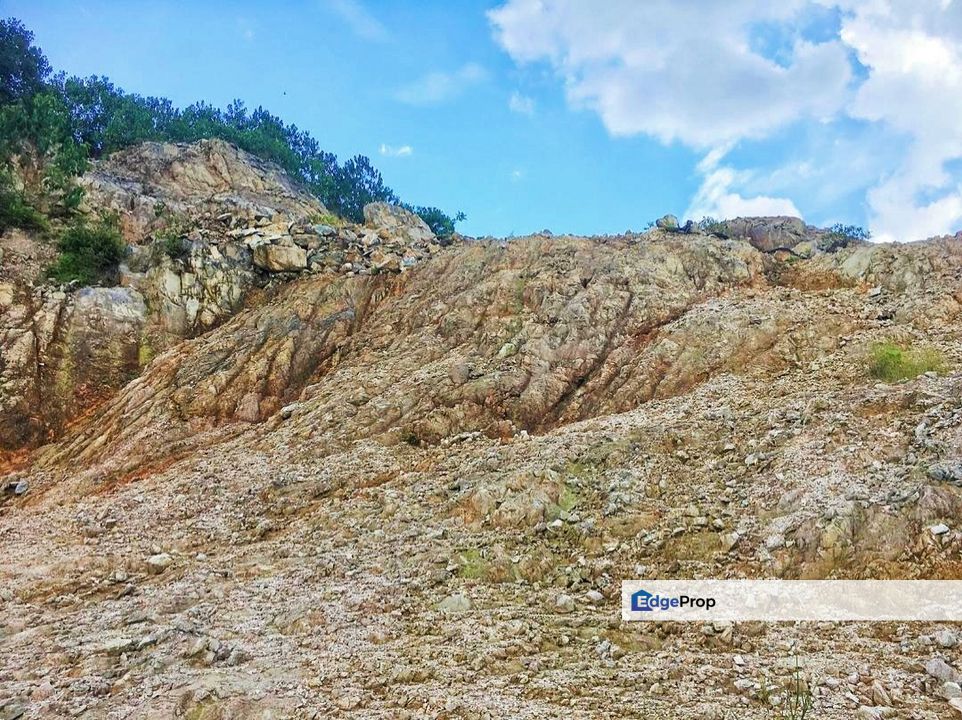 Pekan Nanas Quarry Land For Sale , Johor, Pontian