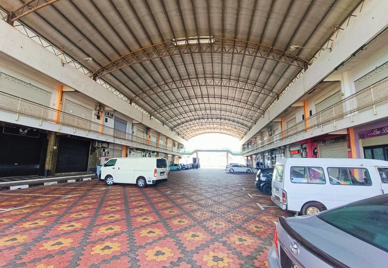 Pontian TENANTED Shop For Sale 