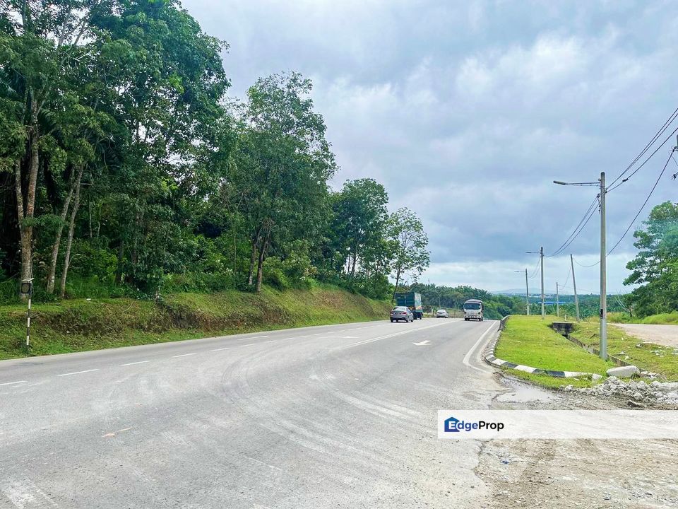 Seelong MAIN ROAD Zon INDUSTRY Land For Sale , Johor, Senai