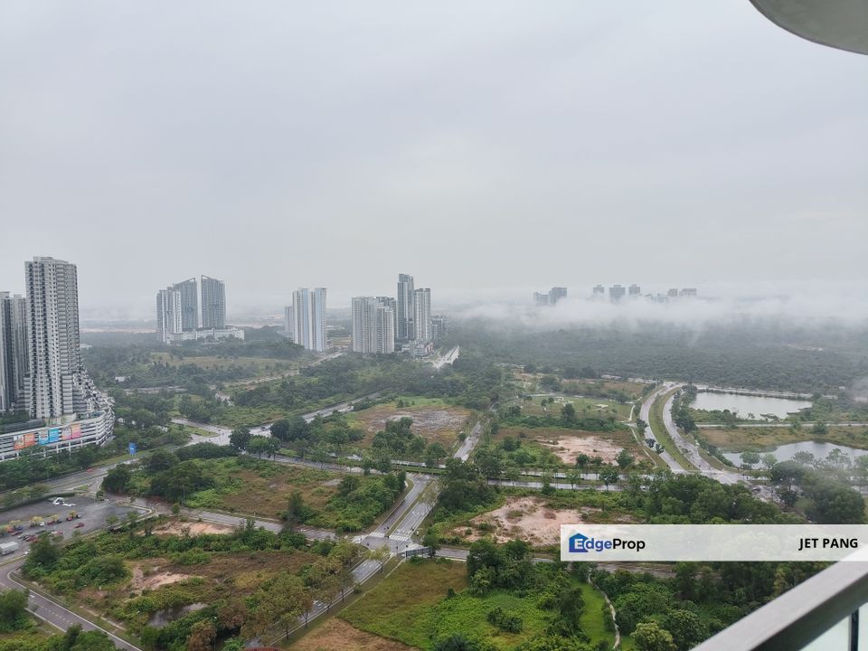 Medini Macrolink 2 Beds 2 Baths Unit for Sale from SGD150k - Ready Completed Foreigners Welcome, Near Eco Botanic, CW7 Bus Downstairs to Tuas , Johor, 