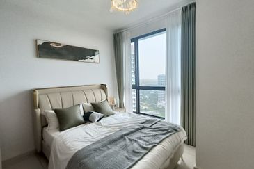 The M @ Medini Macrolink