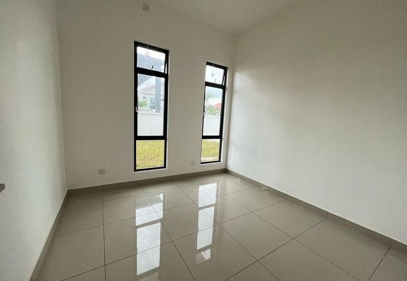 Austin Residence @Taman Mount Austin