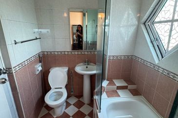 Pangsapuri Orchid View Luxury Apartment