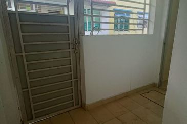 Austin Residence @Taman Mount Austin