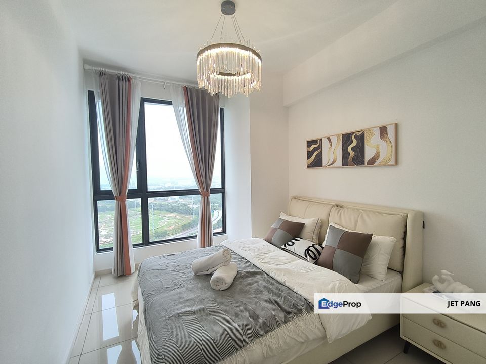 Medini Macrolink 2+1 Bedrooms Unit for Sale from SGD170k - High ROI Low Downpayment Ready Completed - CW Bus to Tuas SG, Nearby Eco Botanic & Legoland, Johor, 