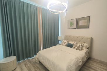 The M @ Medini Macrolink