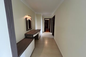 The Straits View, Bandar Baru Permas Jaya