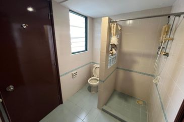 The Straits View, Bandar Baru Permas Jaya