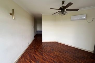 The Straits View, Bandar Baru Permas Jaya