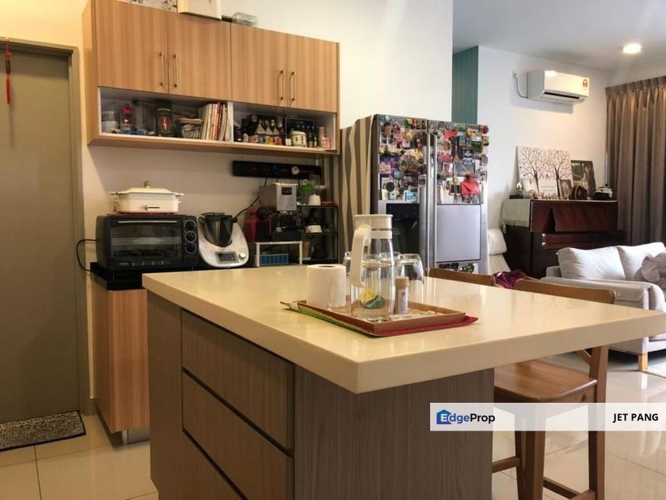 Mount Austin Regency 3 Bedrooms Unit with 2 Parking Lots for Sale - Swimming Pool View Freehold Title Gated & Guarded, Johor, Johor Bahru