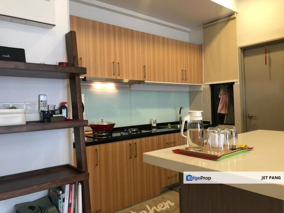 Mount Austin Regency 3 Bedrooms Unit with 2 Parking Lots for Sale - Swimming Pool View Freehold Title Gated & Guarded, Johor, Johor Bahru