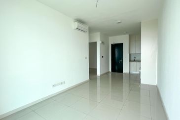 The M @ Medini Macrolink