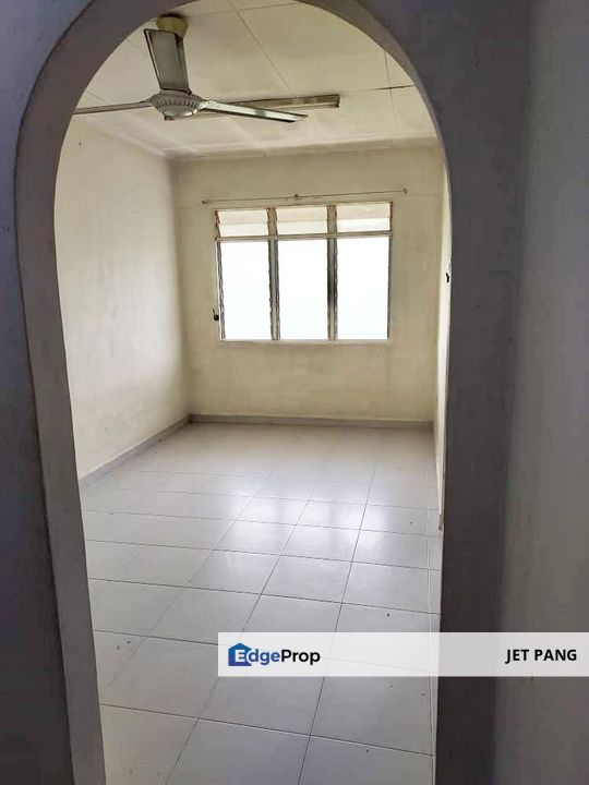 Ehsan Jaya Flat Sri Orkid for Sale - Bulanan RM750+ Fully Mosaic Tiles Good Environment, Johor, Johor Bahru