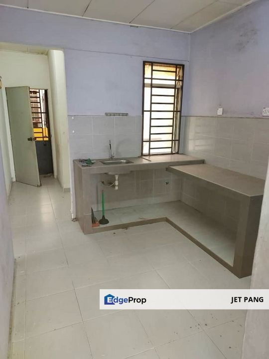 Ehsan Jaya Flat Sri Orkid for Sale - Bulanan RM750+ Fully Mosaic Tiles Good Environment, Johor, Johor Bahru