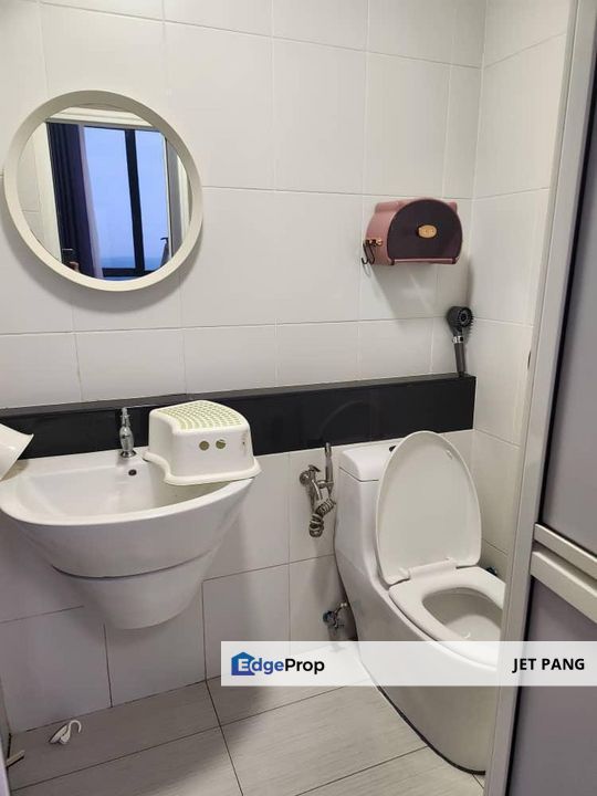 Setia Tropika Sky Peak 3 Bedrooms Unit for Sale - High Floor Renovated Unit - 2 Carpark Lots - Walking Distance to Lotus & McDonalds - Freehold G&G, Johor, Setia Tropika