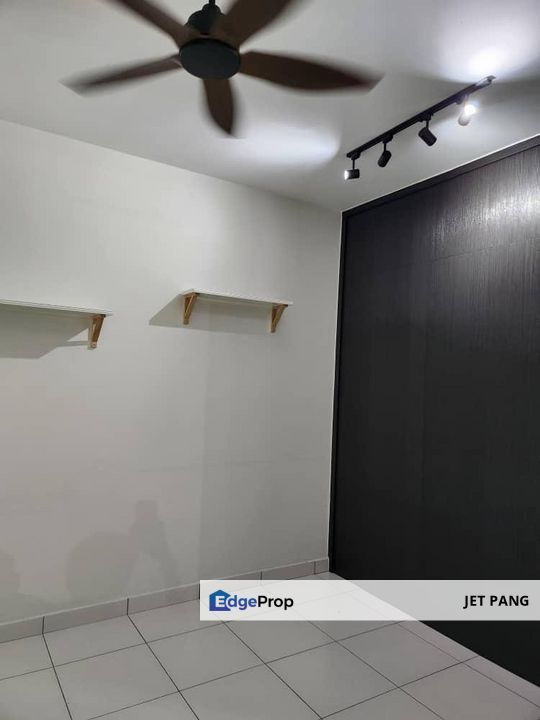 Setia Tropika Sky Peak 3 Bedrooms Unit for Sale - High Floor Renovated Unit - 2 Carpark Lots - Walking Distance to Lotus & McDonalds - Freehold G&G, Johor, Setia Tropika