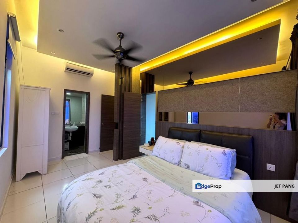 Setia Tropika Sky Garden 2 Bedrooms Unit for Sale below Market Value - Fully Renovated & Furnished - Freehold 24h G&G, Johor, Setia Tropika