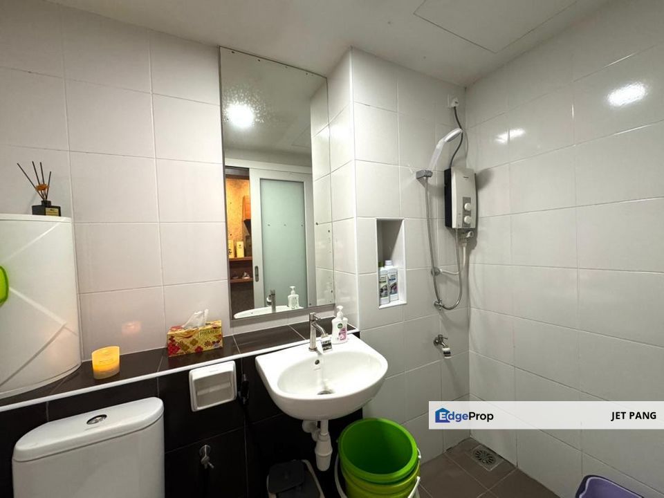 Setia Tropika Sky Garden 2 Bedrooms Unit for Sale below Market Value - Fully Renovated & Furnished - Freehold 24h G&G, Johor, Setia Tropika