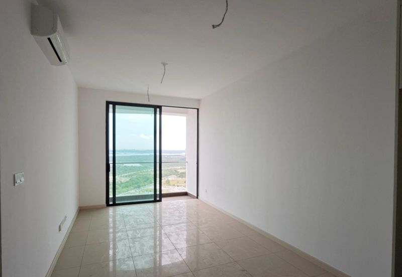 The M @ Medini Macrolink