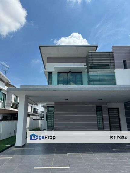 Adda Heights Purple Field Double Storey Cluster, Big Built Up Area, Freehold, 24 Hours Gated & Guarded, Facing South, Great Environment, Johor, Johor Bahru