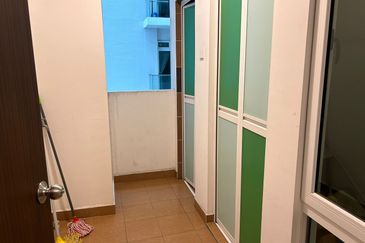 KSL D Esplanade, Taman Century